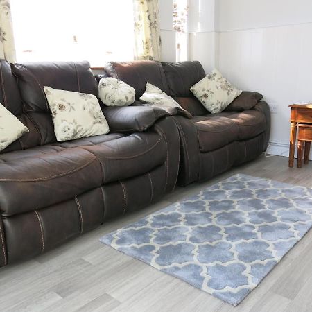 רמסגייט 3 Bedroom Home With Welcome Breakfast Near Beaches מראה חיצוני תמונה